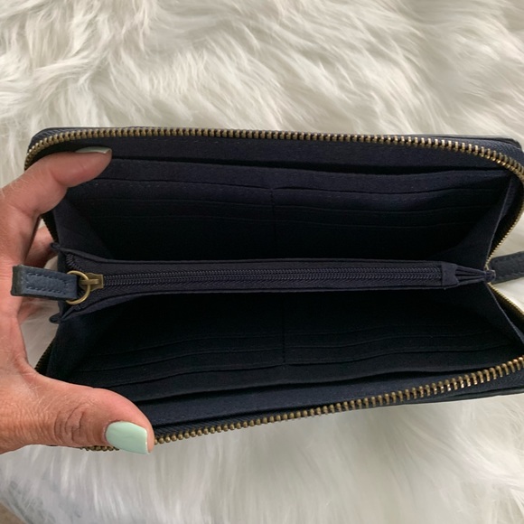 Blue wallet - Picture 3 of 3